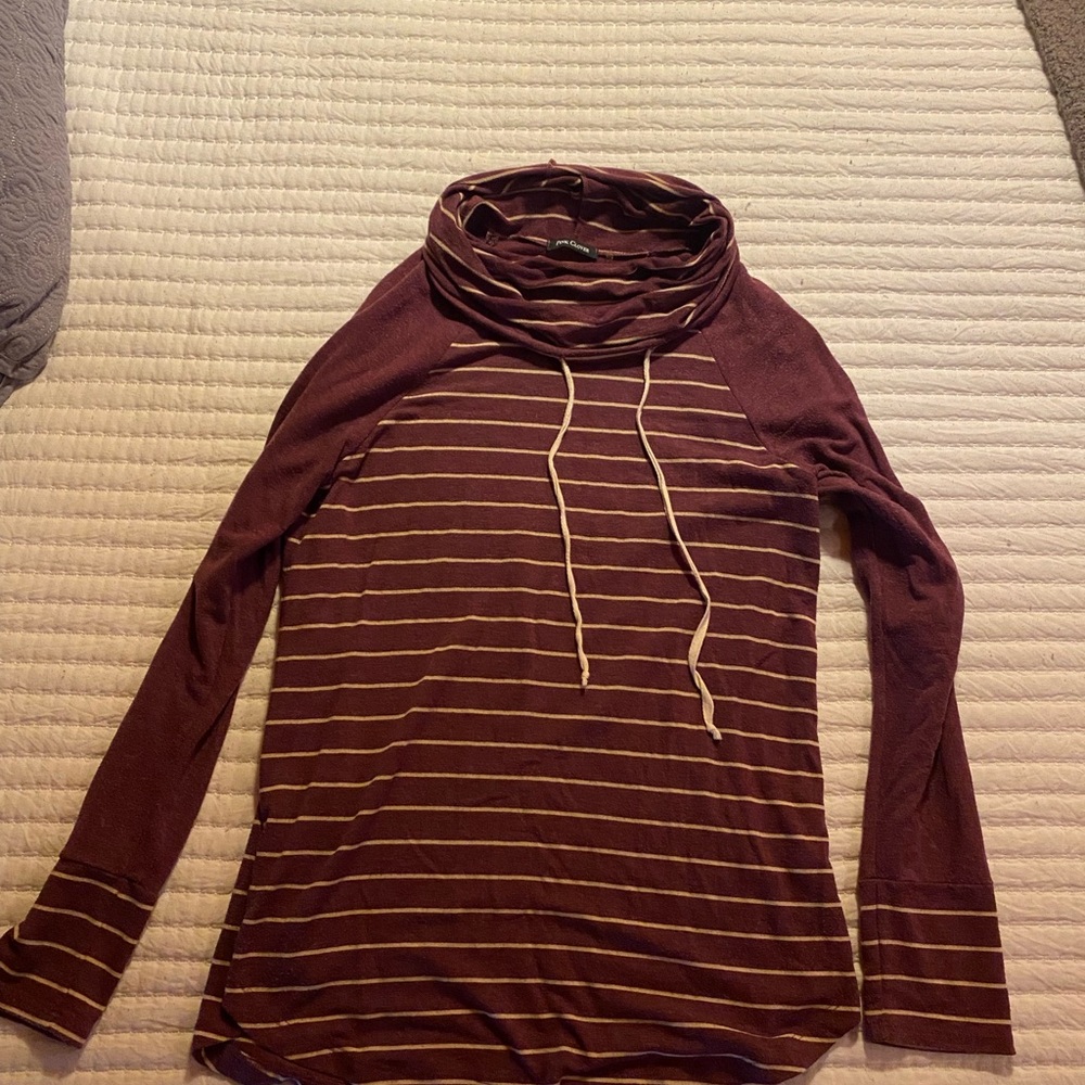 Pink Clover Maroon and Cream Striped Pullover Turtleneck